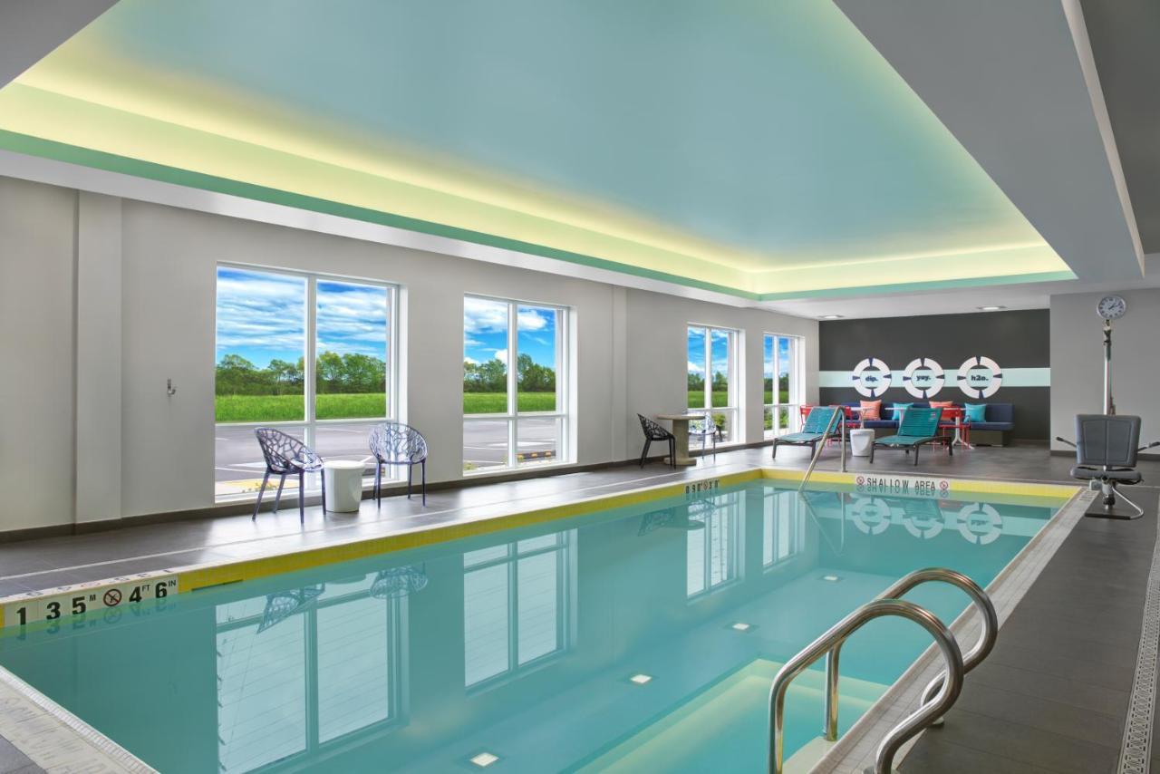 Tru By Hilton Toronto Airport West Hotel Mississauga Bagian luar foto