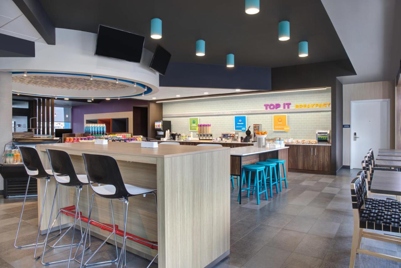 Tru By Hilton Toronto Airport West Hotel Mississauga Bagian luar foto