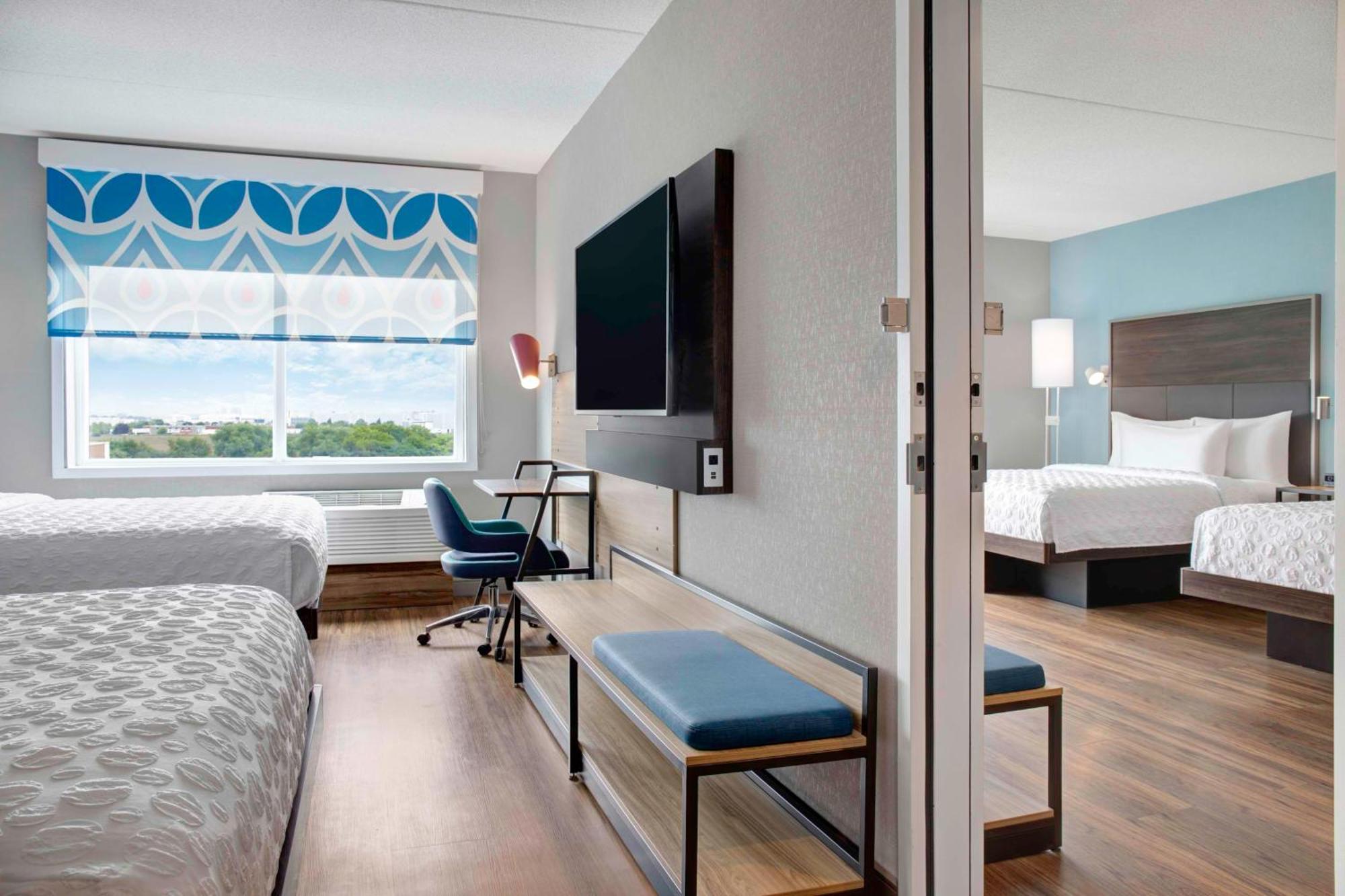 Tru By Hilton Toronto Airport West Hotel Mississauga Bagian luar foto