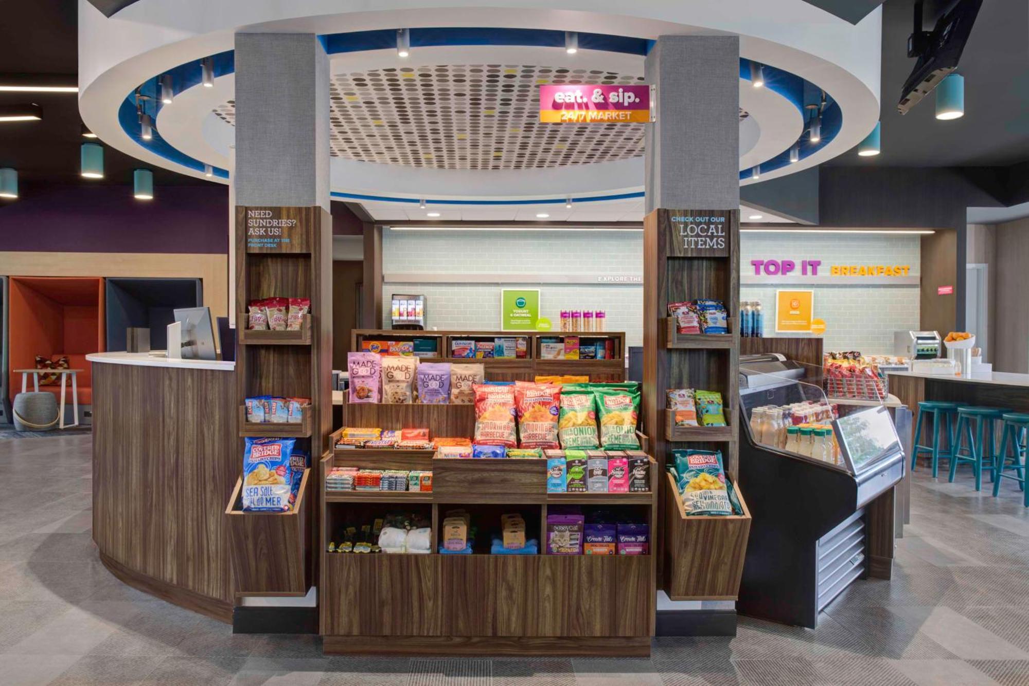 Tru By Hilton Toronto Airport West Hotel Mississauga Bagian luar foto
